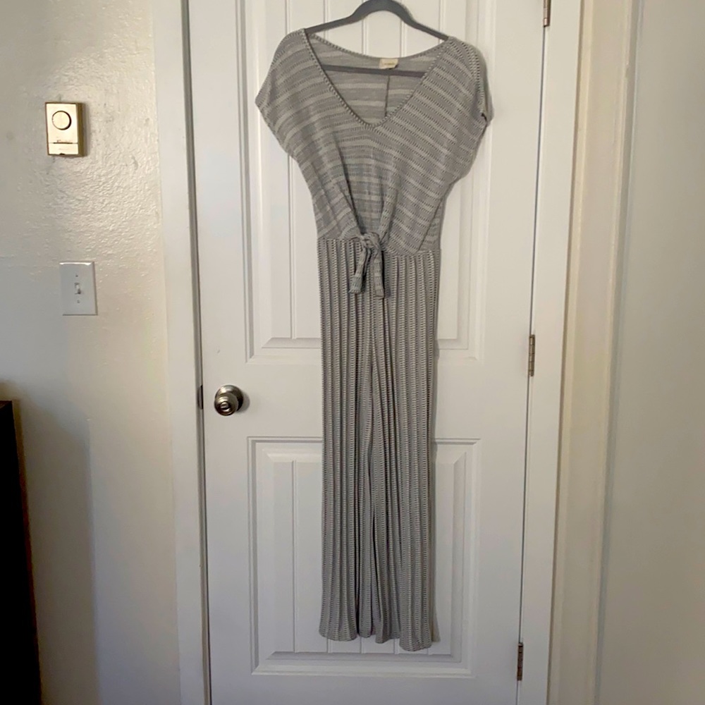 White and grey tie front jump suit